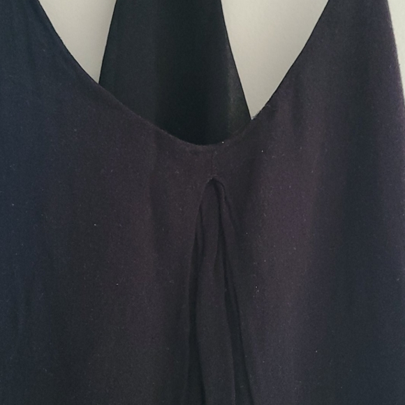 Black flowy tank - Picture 2 of 3